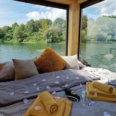 Aquachill Houseboat & Wellness Hotel Liptovský Trnovec Eksteriør billede