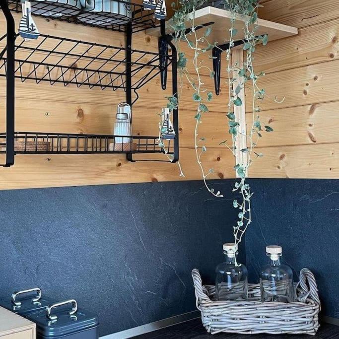 Aquachill Houseboat & Wellness Hotel Liptovský Trnovec Eksteriør billede