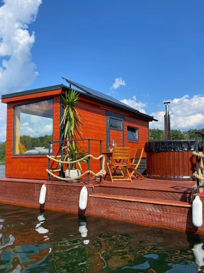 Aquachill Houseboat & Wellness Hotel Liptovský Trnovec Eksteriør billede