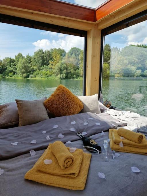 Aquachill Houseboat & Wellness Hotel Liptovský Trnovec Eksteriør billede
