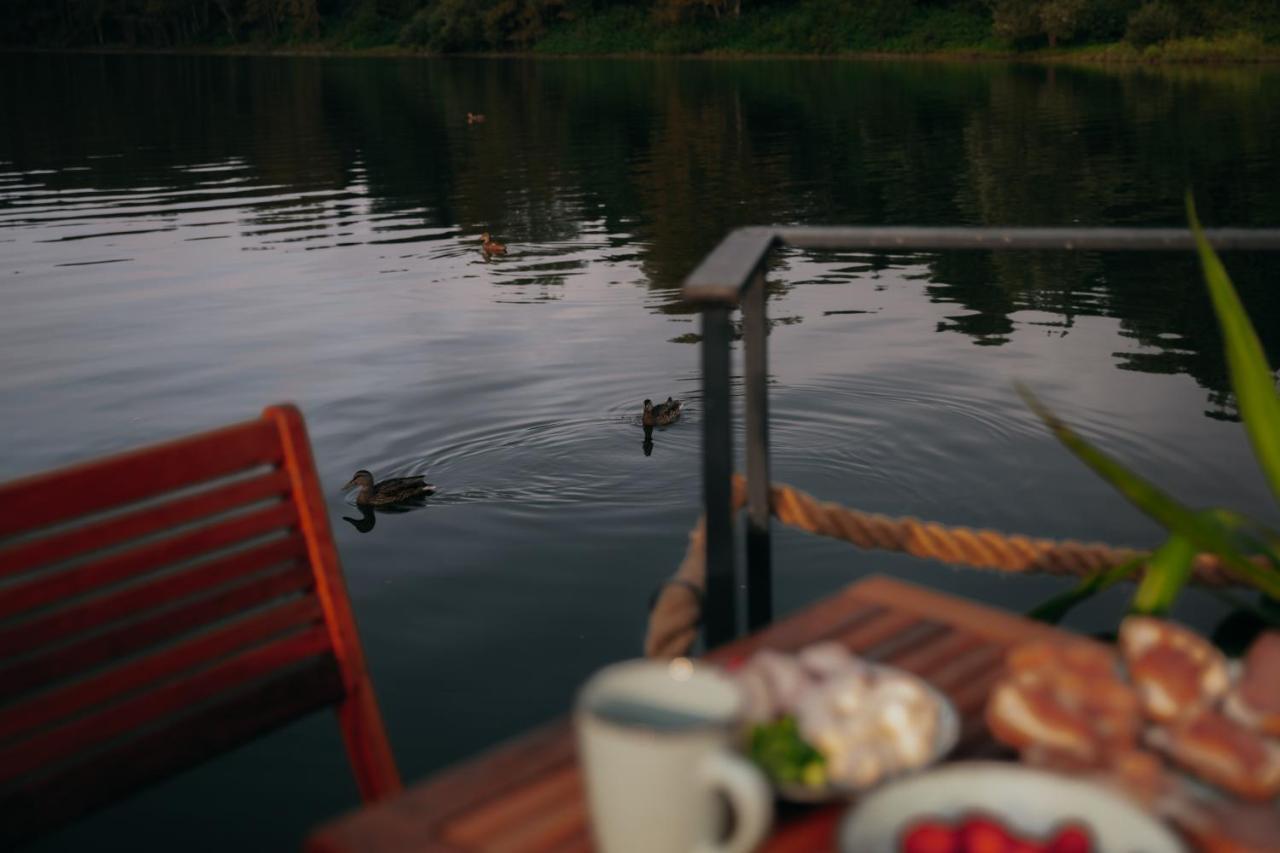 Aquachill Houseboat & Wellness Hotel Liptovský Trnovec Eksteriør billede