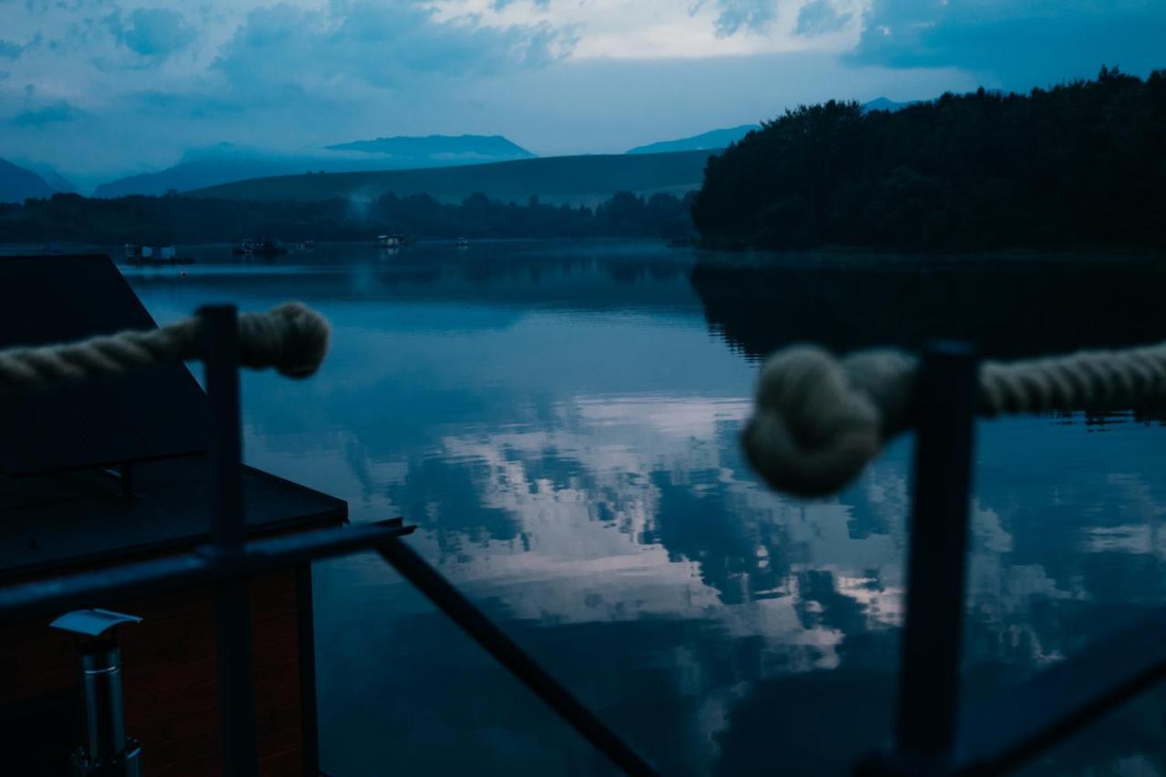 Aquachill Houseboat & Wellness Hotel Liptovský Trnovec Eksteriør billede